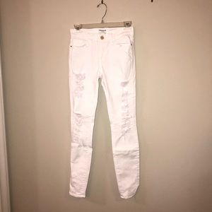 Frame Denim white jeans